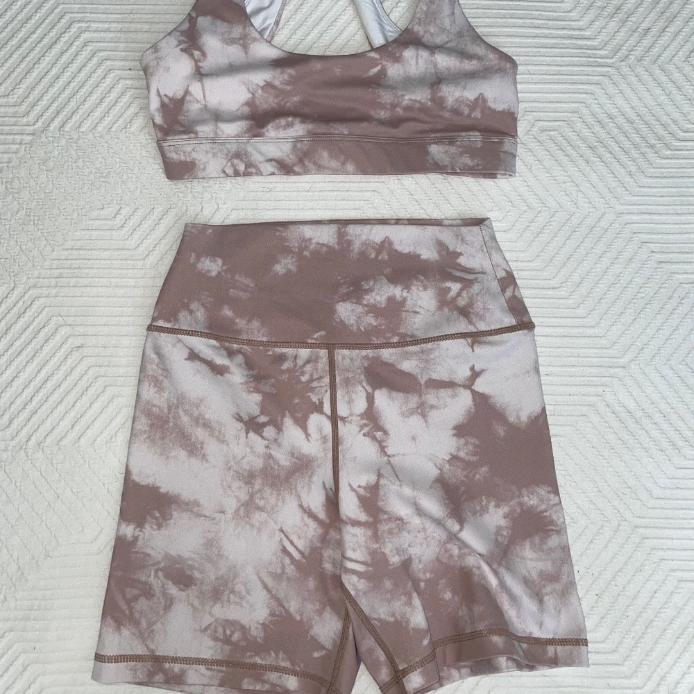 Kavala Matching Set - Tie Dye Biker Short & Sports Bra - Mauve
